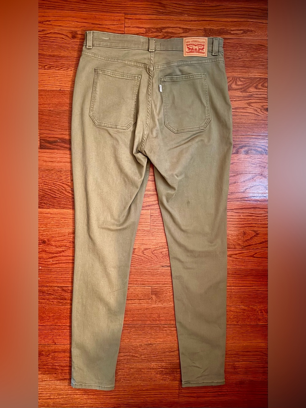 Levi's 721 High-Rise Skinny Jeans Moss Green - Size 31x30 - Picture 2 of 4